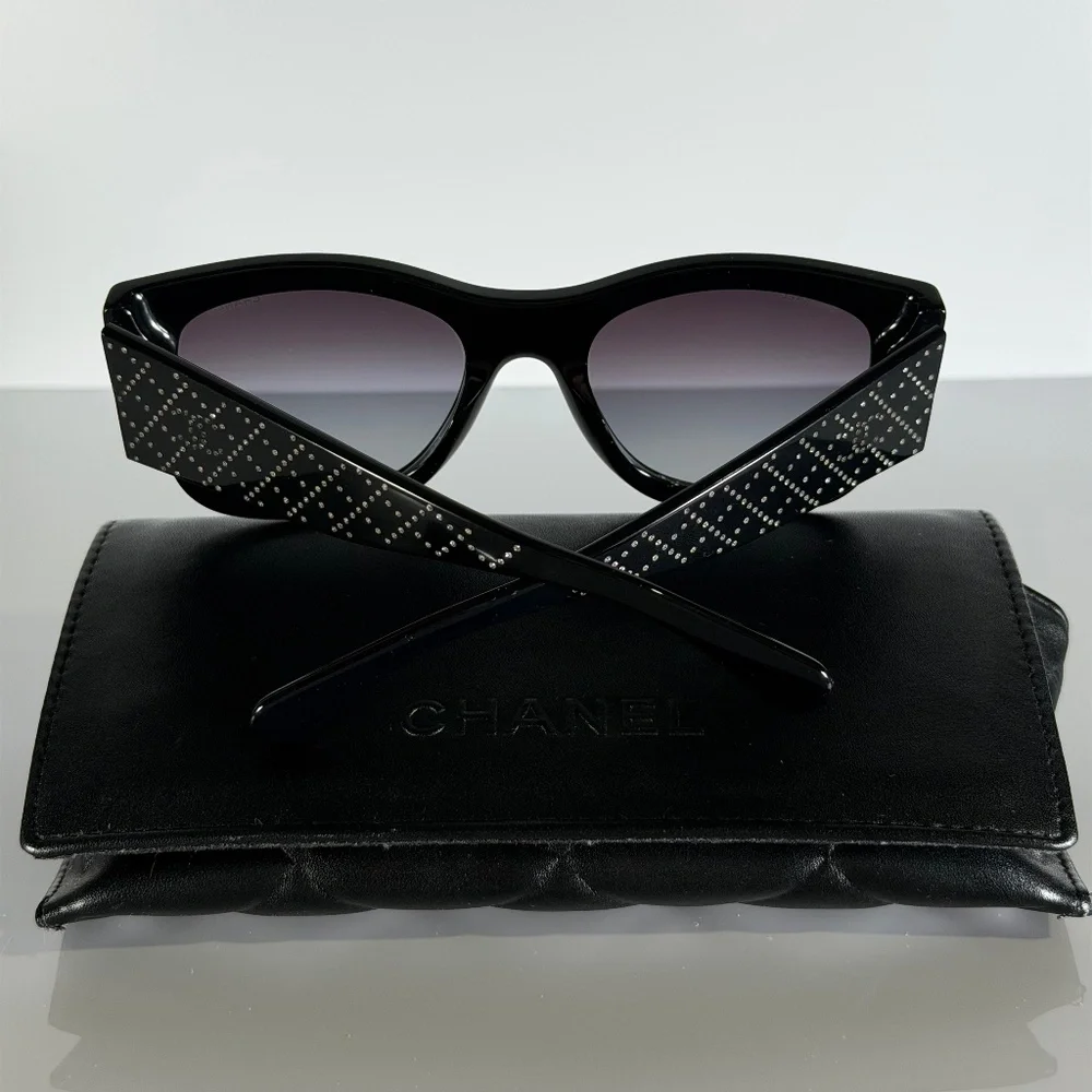 Chanel 5421-B Crystal CC Sunglasses – Black - Picture 12 of 12